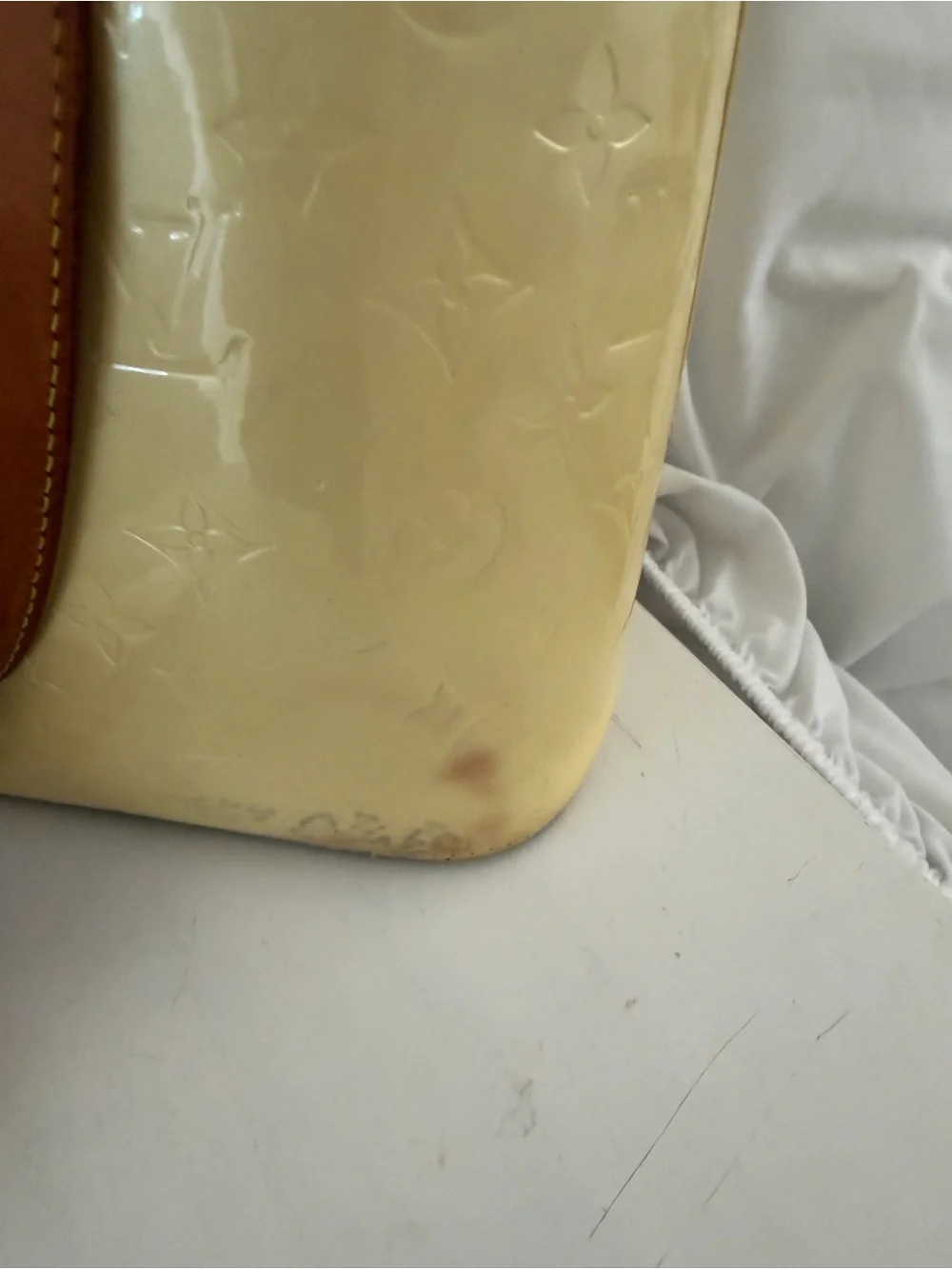 Louis Vuitton Vernis Cream Patent Leather Tote with Wallet